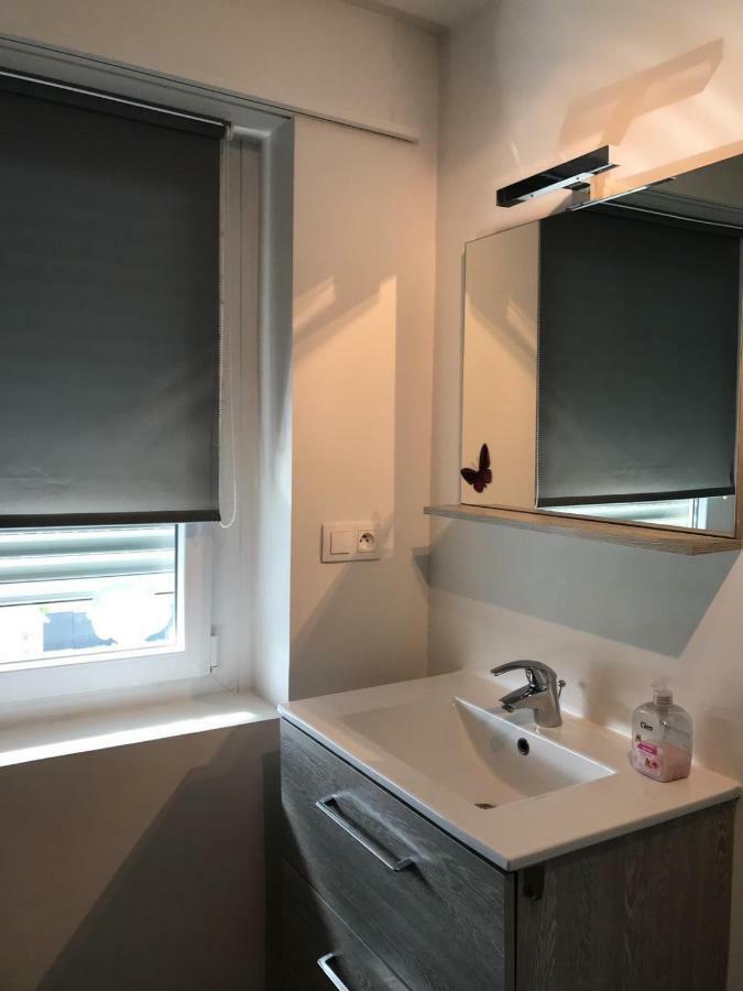 Joli Studio A Euroairport-Basel-Mulhouse-Freiburg Сен-Луи Экстерьер фото